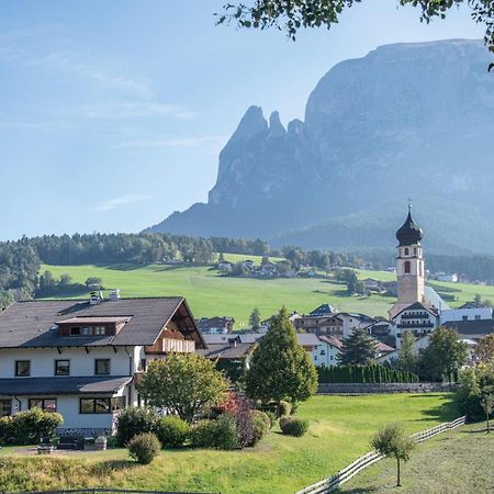 Hubertus Dolomites Aparthotel Fiè Buitenkant foto