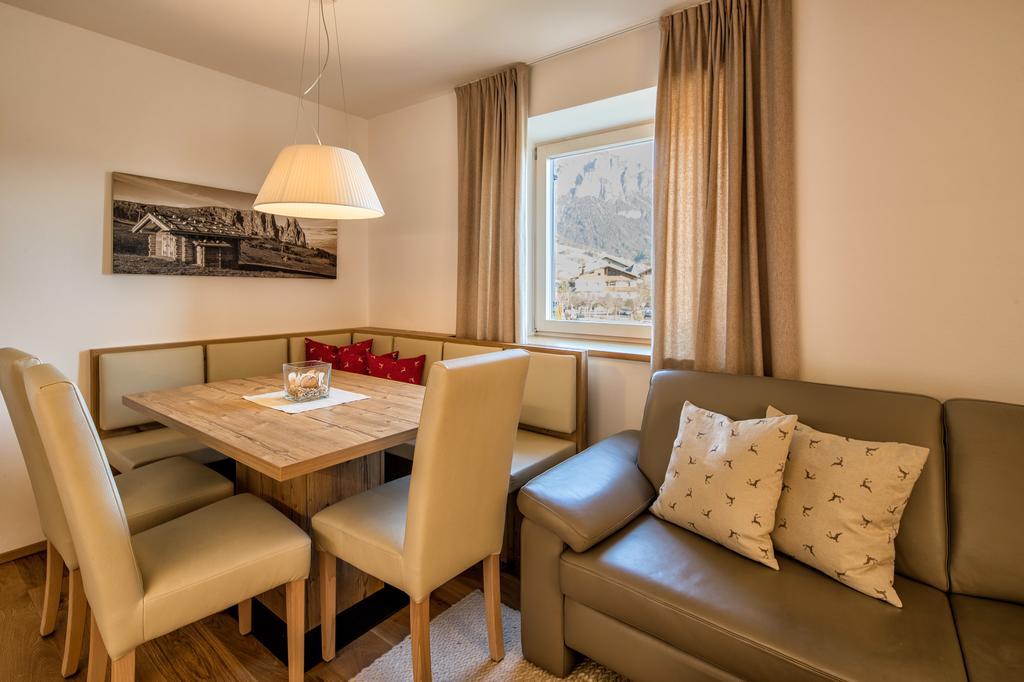 Hubertus Dolomites Aparthotel Fiè Buitenkant foto