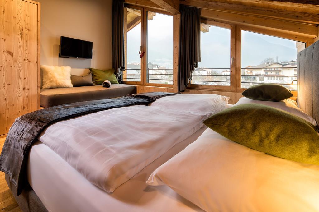 Hubertus Dolomites Aparthotel Fiè Buitenkant foto