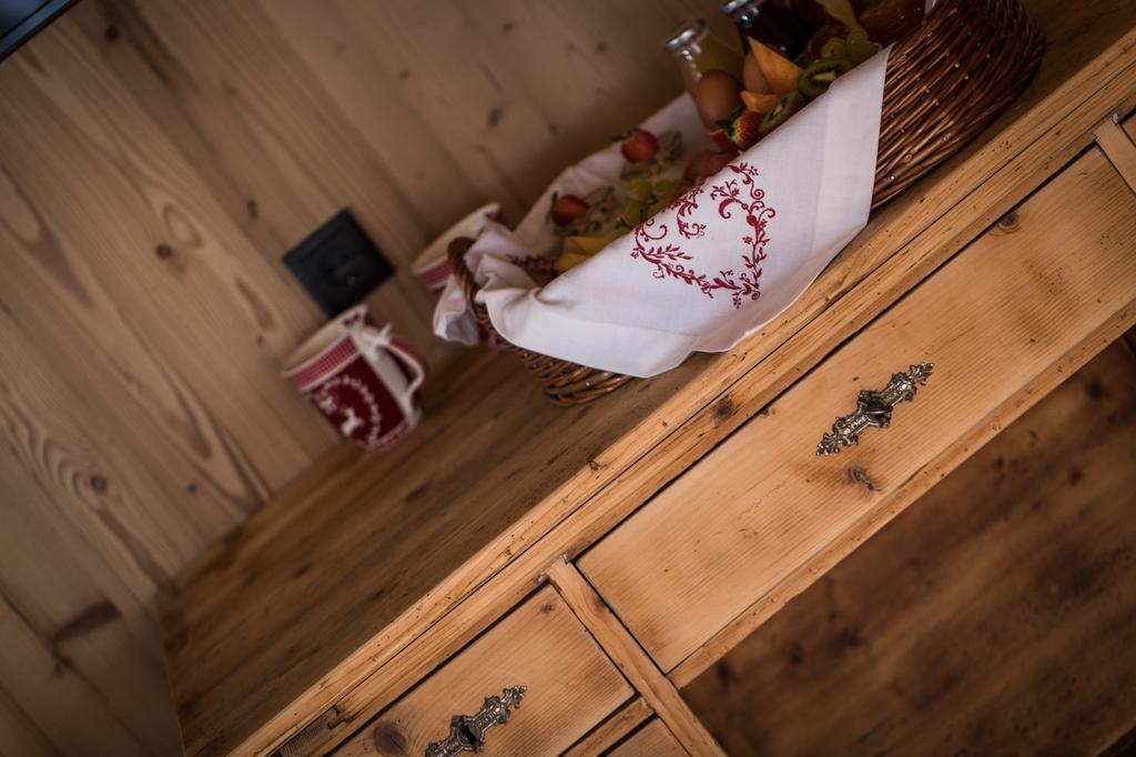 Hubertus Dolomites Aparthotel Fiè Buitenkant foto